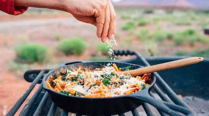Easy Camping Dinners: Simple and Delicious Recipes for Outdoor Adventures